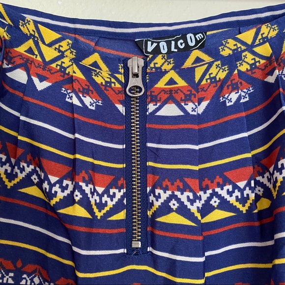 3/$35 Volcom Aztec Printed Skort - Picture 5 of 7
